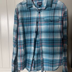 Women’s Patagonia Shirt